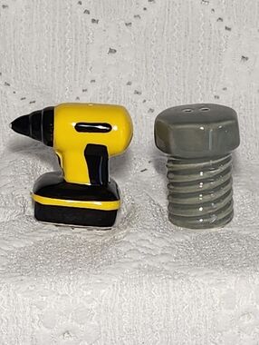 Salt And Pepper Shakers Drill And Screw.  Miniature Shelf Sitters